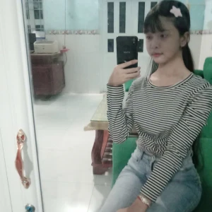 Hẹn hò kết bạn với Lý Thị Canh Nha, 18 tuổi, Tỉnh Sóc Trăng, Tìm bạn tâm sự